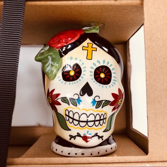 NWT Skull Salt & Pepper Shaker Day of the Dead - Picture 6 of 8